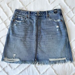 • NWT! • Abercrombie & Fitch zipper denim jeans skirt Sz.30